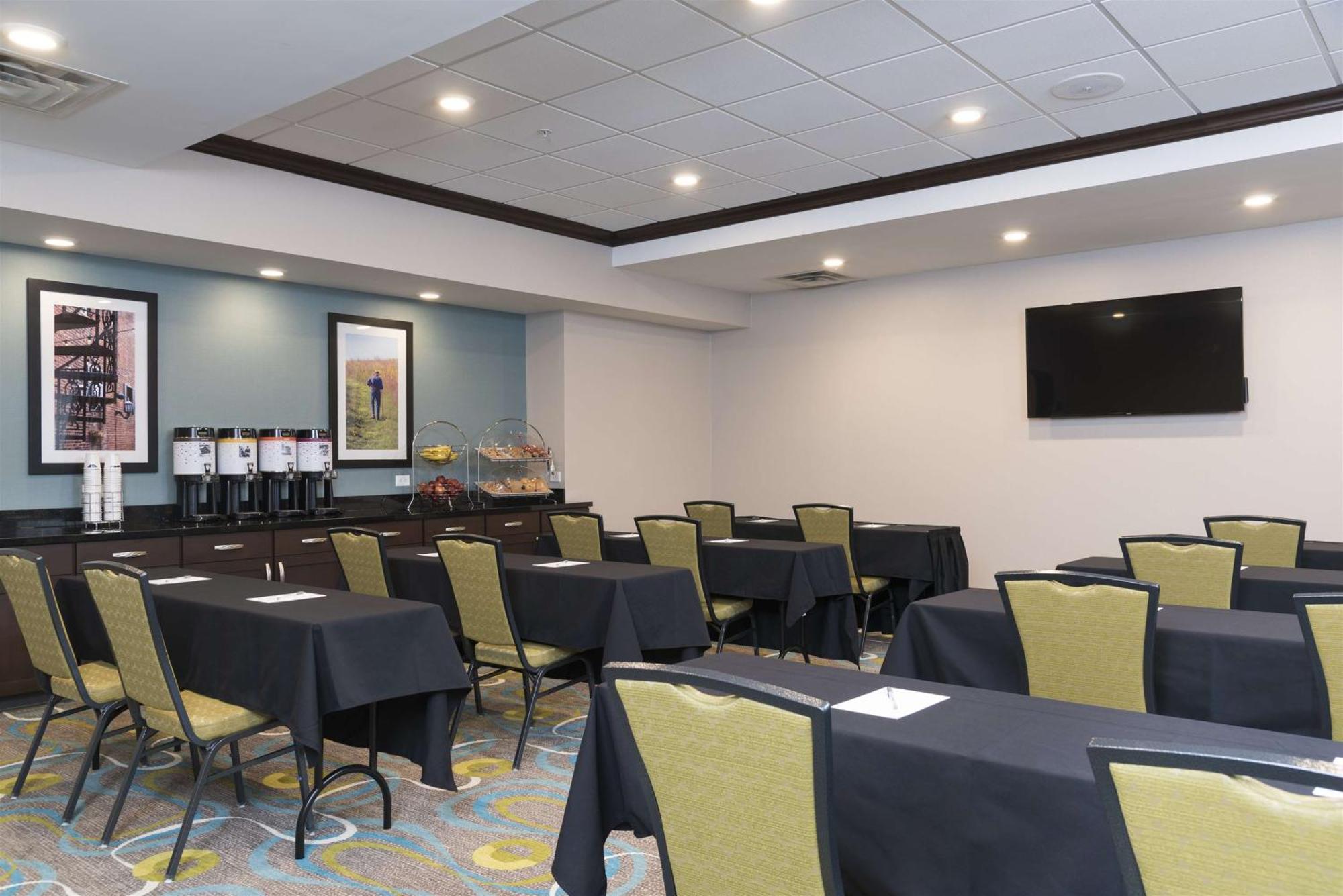 Hampton Inn Westfield Indianapolis Экстерьер фото